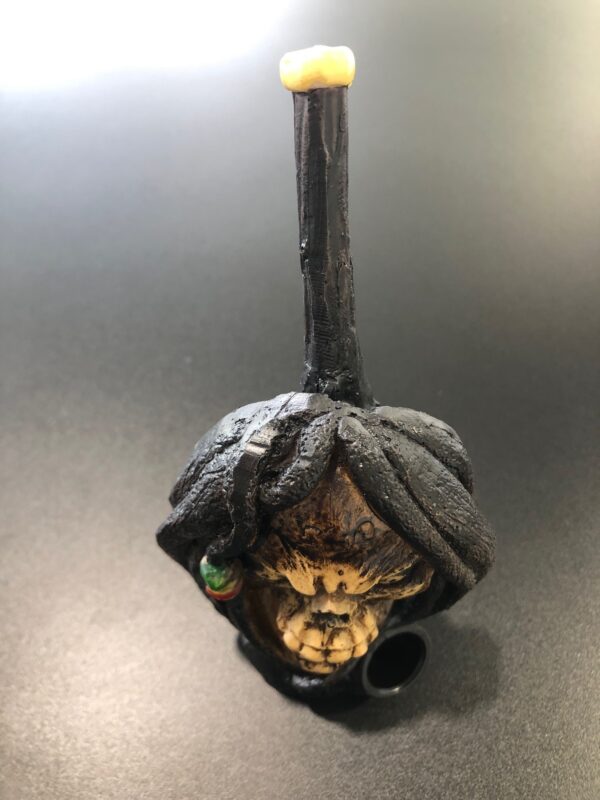SKULL HEAD POLYRESIN PIPE